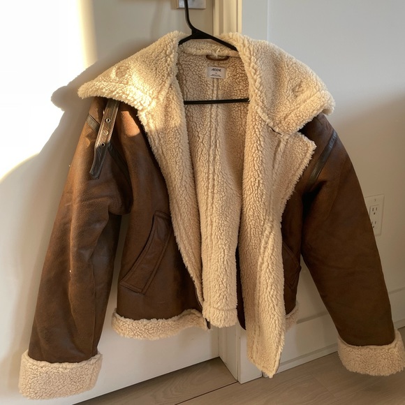 Faux leather jacket with fur trim - Picture 1 of 5